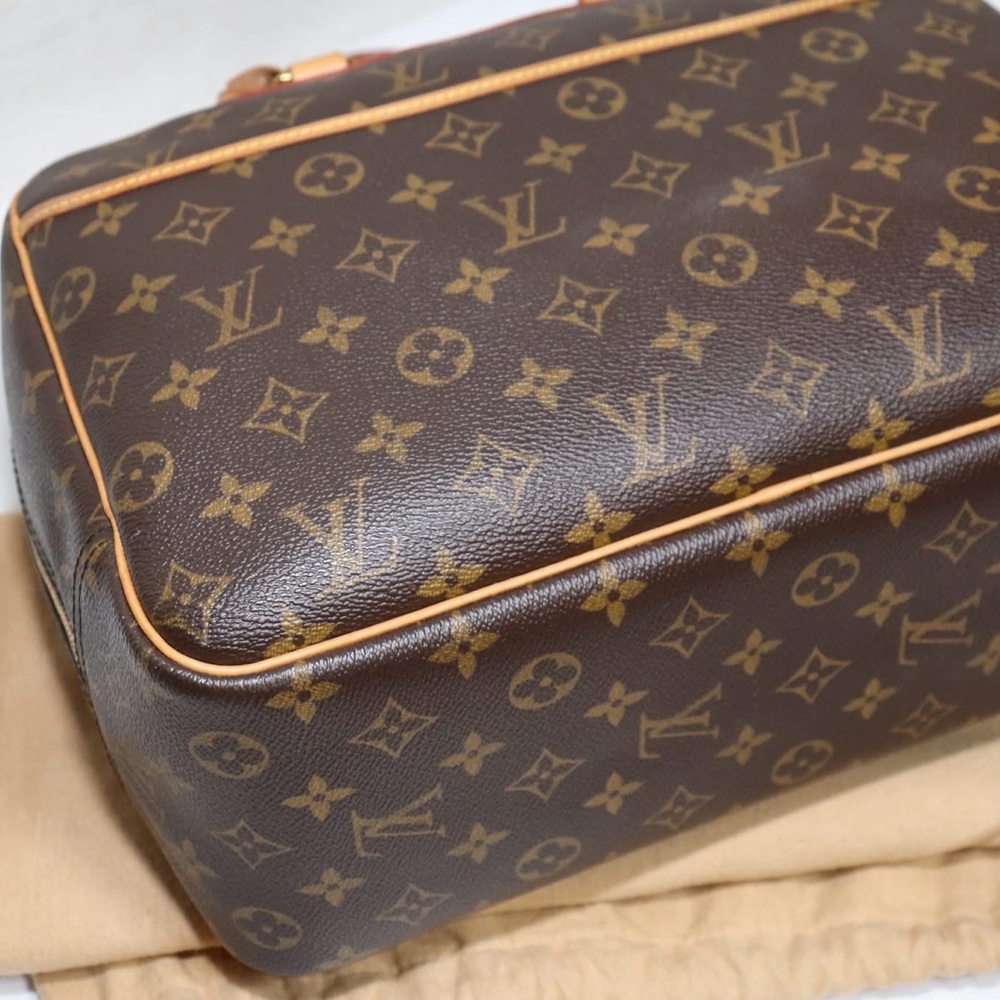🎉 24 Hour Sale 💯Authentic LOuis Vuitton Monogram Deauville + Free 🎁 - Picture 4 of 16